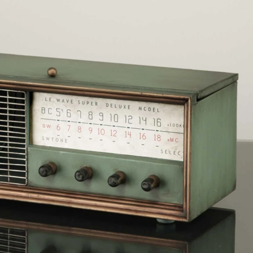 p 1 6 6 166 Radio caja vintage